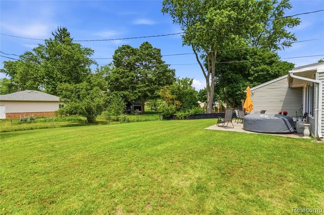 3403 Ardreth Drive, Waterford, MI 48329