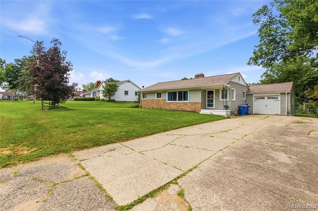 3403 Ardreth Drive, Waterford, MI 48329