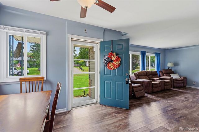 3403 Ardreth Drive, Waterford, MI 48329