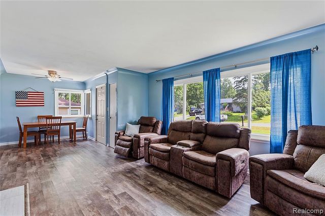 3403 Ardreth Drive, Waterford, MI 48329