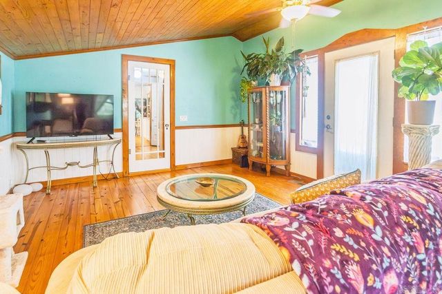 130 N Gainer Ferry Road, Batesville, AR 72501