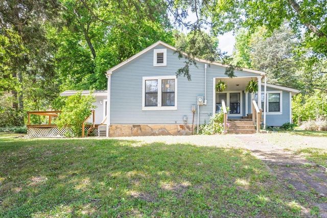 130 N Gainer Ferry Road, Batesville, AR 72501