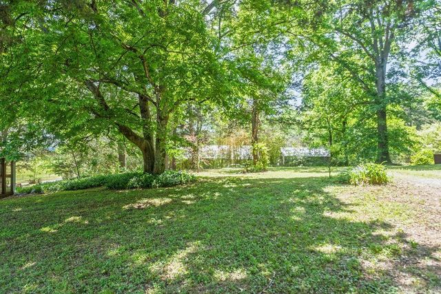 130 N Gainer Ferry Road, Batesville, AR 72501