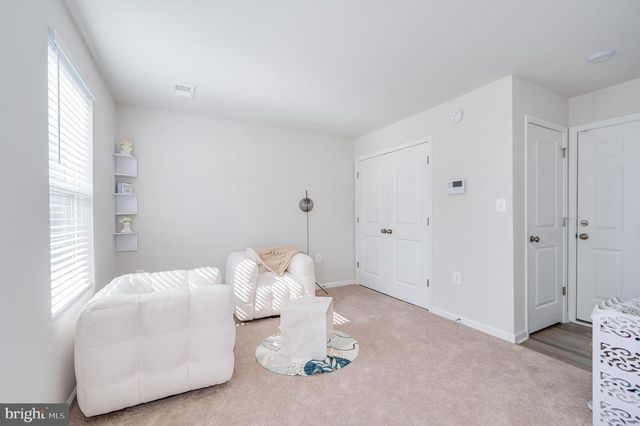 15 CAPITOL MEWS, Ranson, WV 25438