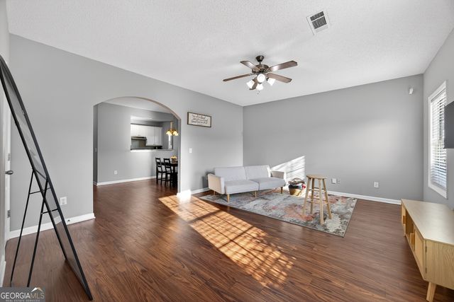 8600 Thomas Road, Riverdale, GA 30274