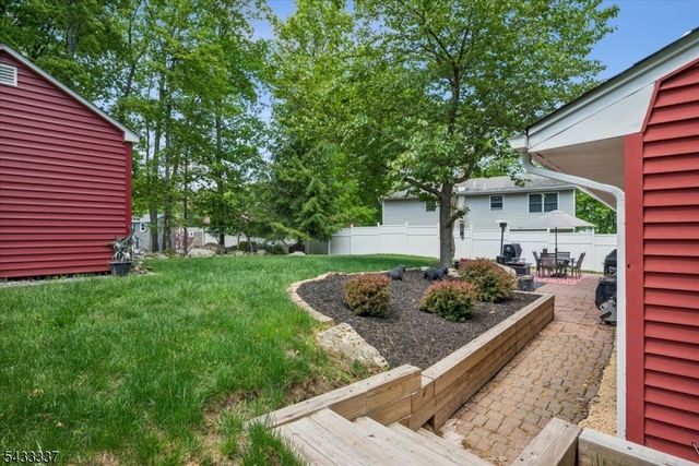 214 Santa Fe Trl, Hopatcong Boro, NJ 07843