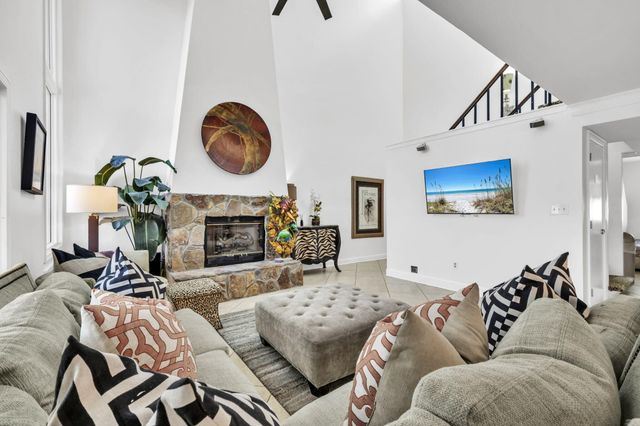 900 Gulf Shore Drive, 1, Destin, FL 32541