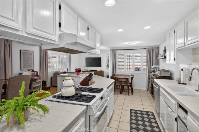 222 S Guadalupe Avenue 1, Redondo Beach, CA 90277