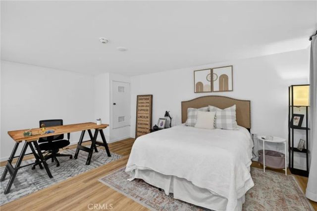 222 S Guadalupe Avenue 1, Redondo Beach, CA 90277