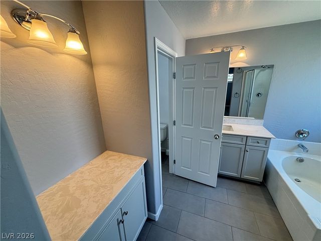 10612 Forum Peak Lane, Las Vegas, NV 89166