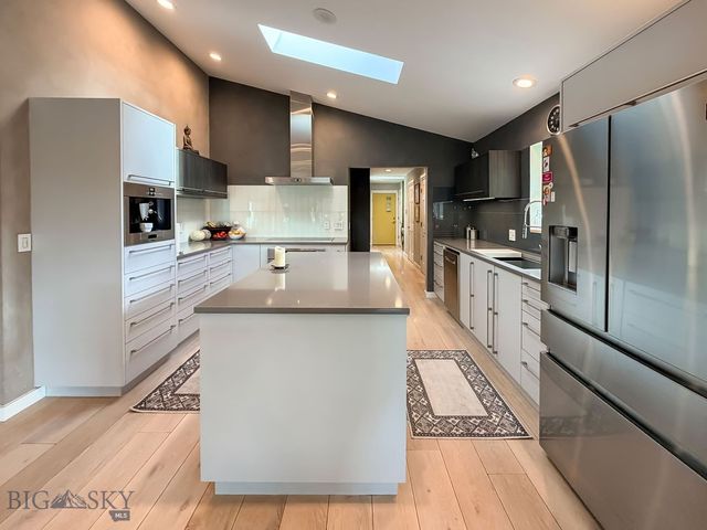 9000 S 19th Avenue, Bozeman, MT 59718