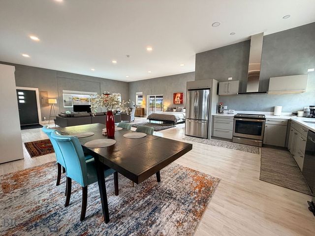 9000 S 19th Avenue, Bozeman, MT 59718