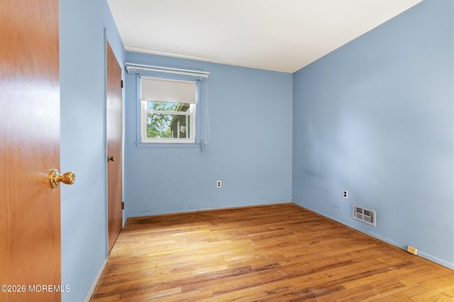 1110 Madison Avenue, Ocean Twp, NJ 07712