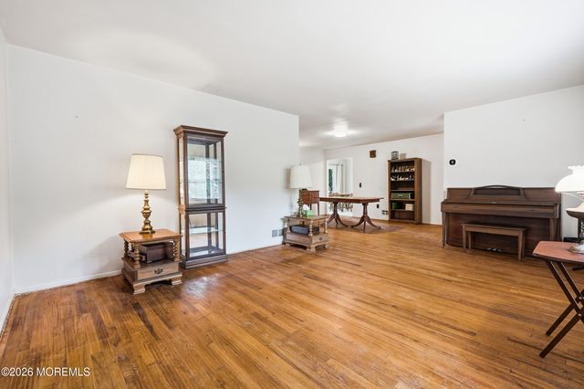 1110 Madison Avenue, Ocean Twp, NJ 07712
