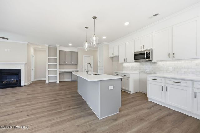 2410 Great Laurel Court, Greenville, NC 27834