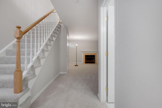 7267 OLDE LANTERN WAY, Springfield, VA 22152