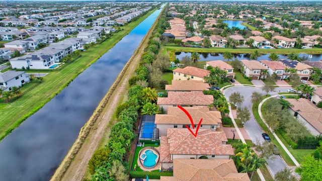 16879 Bridge Crossing Circle, Delray Beach, FL 33446
