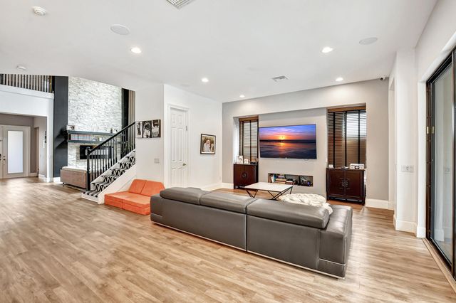 16879 Bridge Crossing Circle, Delray Beach, FL 33446