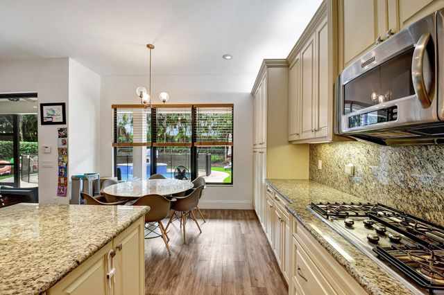 16879 Bridge Crossing Circle, Delray Beach, FL 33446