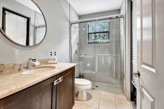 16879 Bridge Crossing Circle, Delray Beach, FL 33446