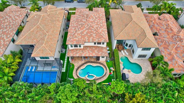 16879 Bridge Crossing Circle, Delray Beach, FL 33446