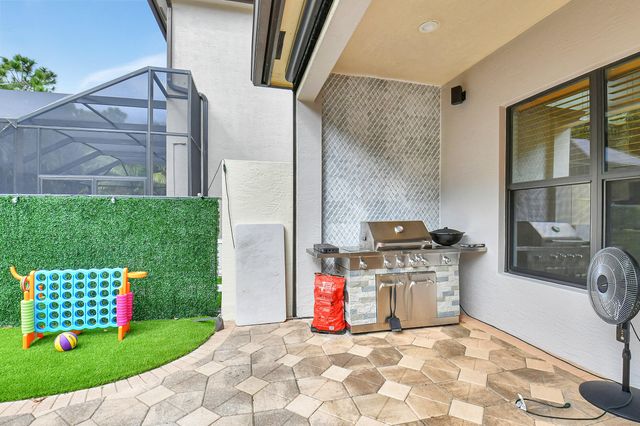 16879 Bridge Crossing Circle, Delray Beach, FL 33446