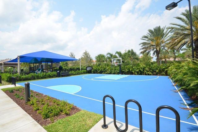 16879 Bridge Crossing Circle, Delray Beach, FL 33446