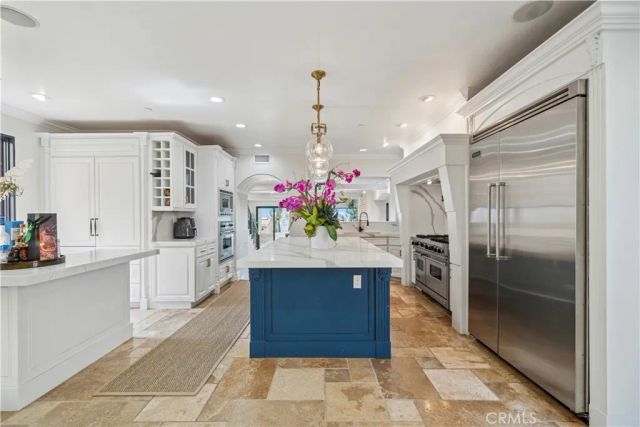 312 Carnation Avenue, Corona Del Mar, CA 92625