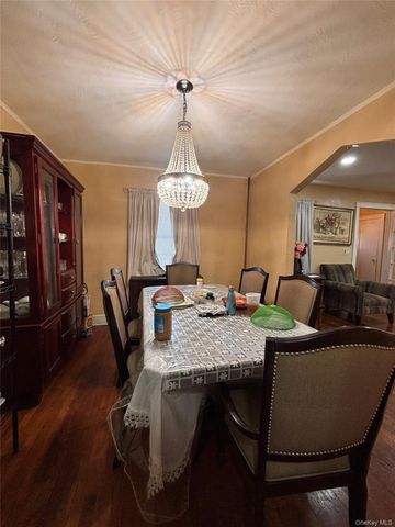 18608 Brinkerhoff Avenue, Saint Albans, NY 11412