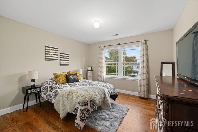 628 New Dover Road, Colonia, NJ 07067