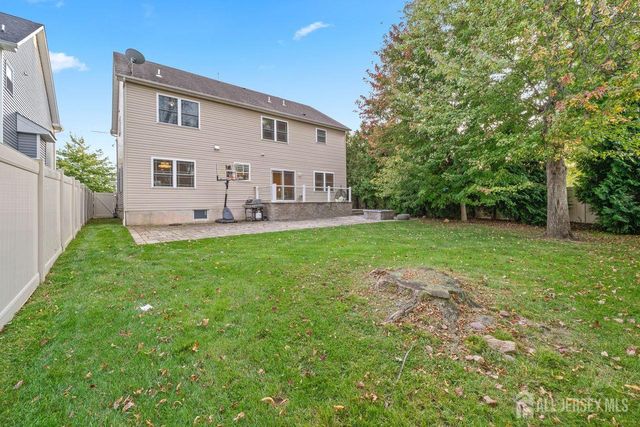628 New Dover Road, Colonia, NJ 07067