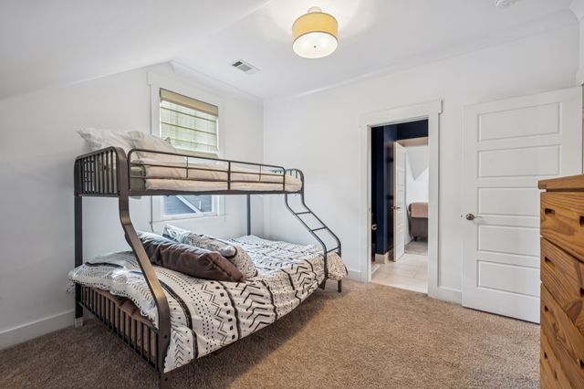 906 Acklen Ave, Nashville, TN 37203