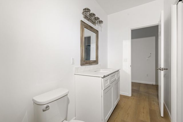 410 W G Avenue W, Kalamazoo, MI 49004