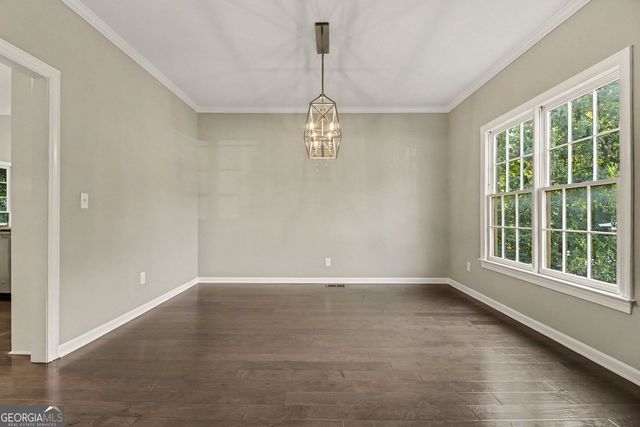 900 Secret Cove Drive, Sugar Hill, GA 30518