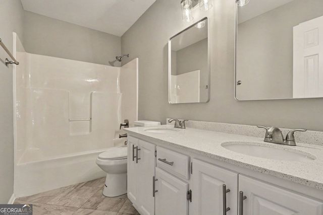 900 Secret Cove Drive, Sugar Hill, GA 30518