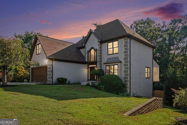 900 Secret Cove Drive, Sugar Hill, GA 30518
