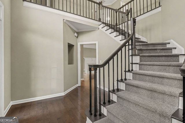 900 Secret Cove Drive, Sugar Hill, GA 30518