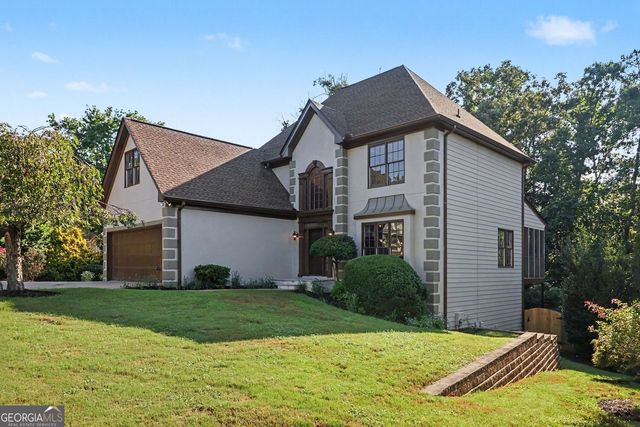 900 Secret Cove Drive, Sugar Hill, GA 30518