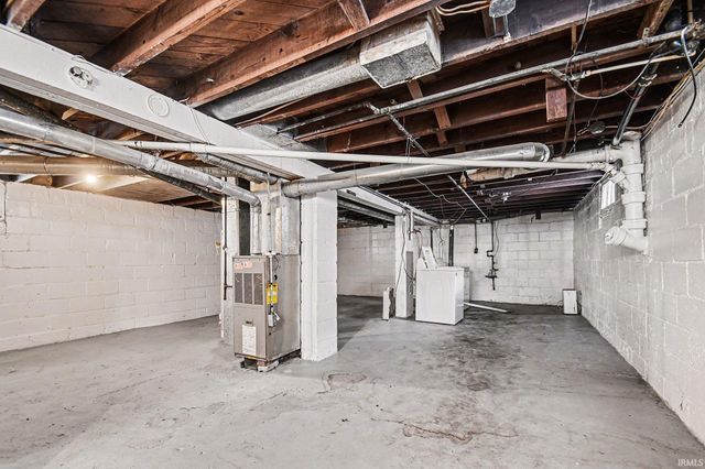 1134 College Street, South Bend, IN 46628