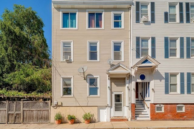 30 Haynes St 1, Boston, MA 02128