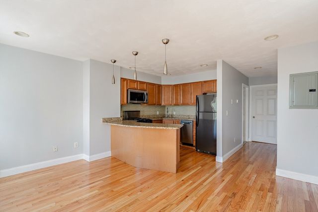 30 Haynes St 1, Boston, MA 02128