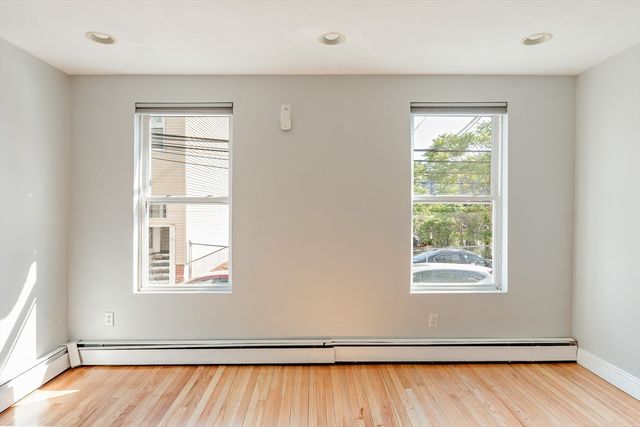 30 Haynes St 1, Boston, MA 02128
