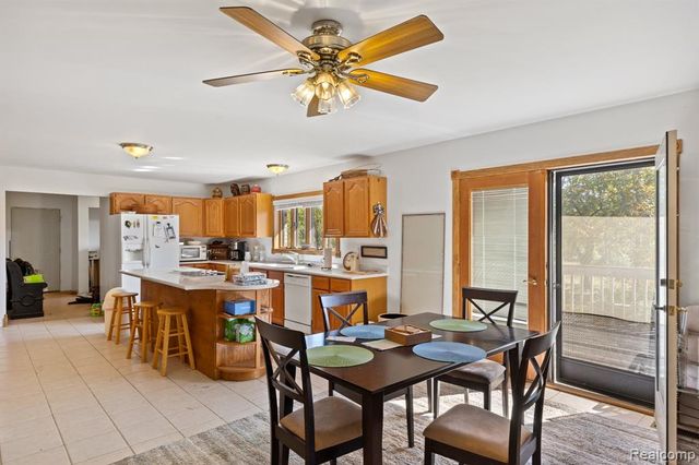 15281 Us 12 Highway, Brooklyn, MI 49253