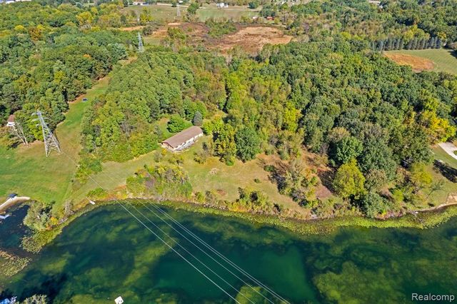 15281 Us 12 Highway, Brooklyn, MI 49253