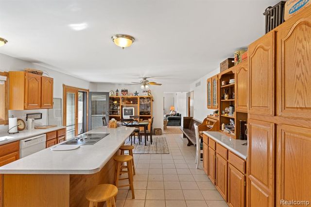 15281 Us 12 Highway, Brooklyn, MI 49253