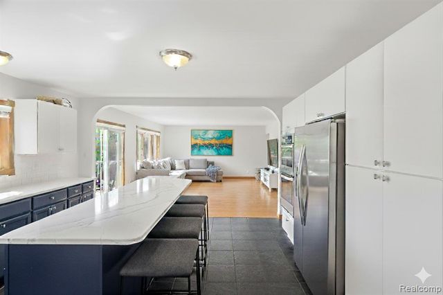 15281 Us 12 Highway, Brooklyn, MI 49253