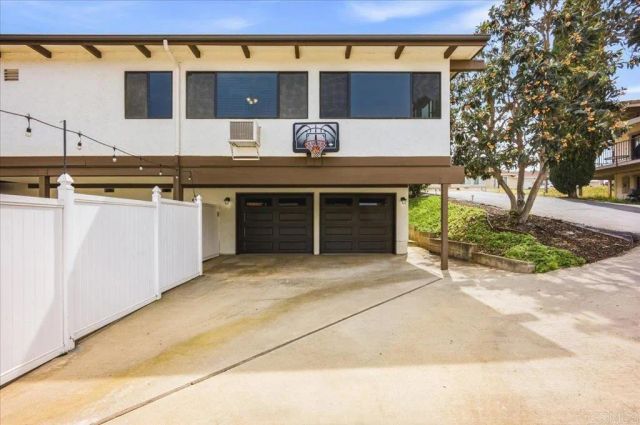 258 Vista Grande, Escondido, CA 92025