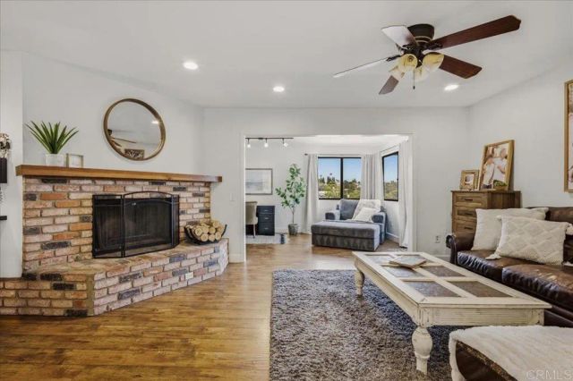 258 Vista Grande, Escondido, CA 92025