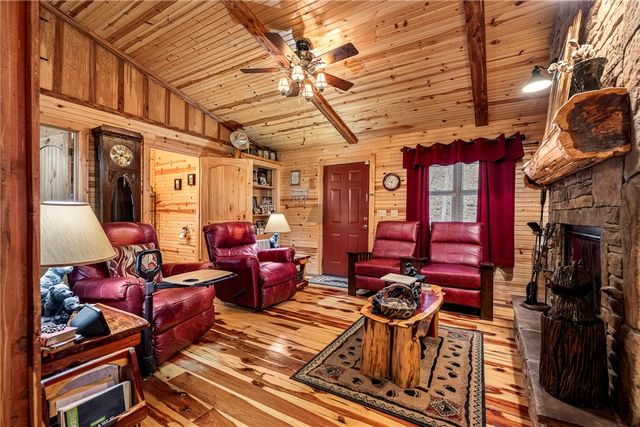 159 County Road 210, Eureka Springs, AR 72632