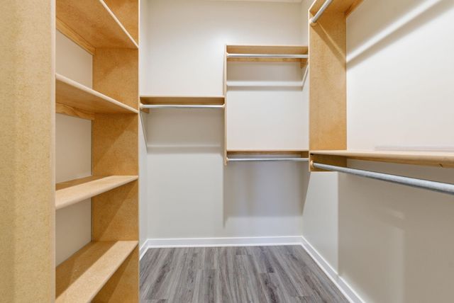 736 W 50th Ct S, Wichita, KS 67217